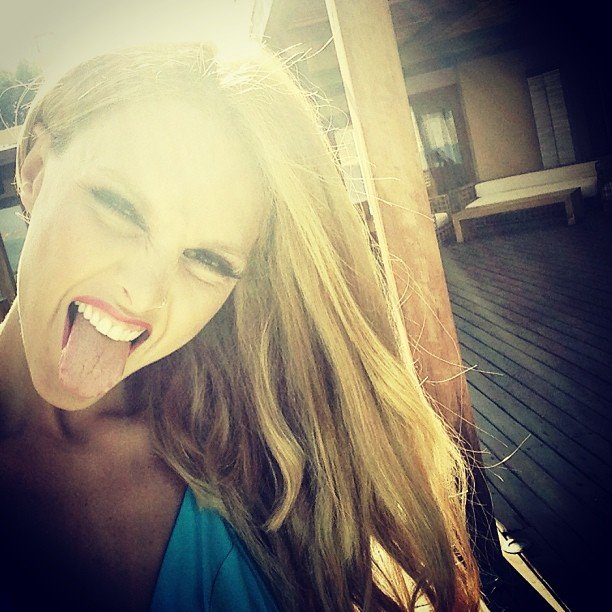 Όταν η Τάμπα ποζάρει, βγάζει γλώσσα και στραβώνει χείλη! [εικόνες] | iefimerida.gr 0