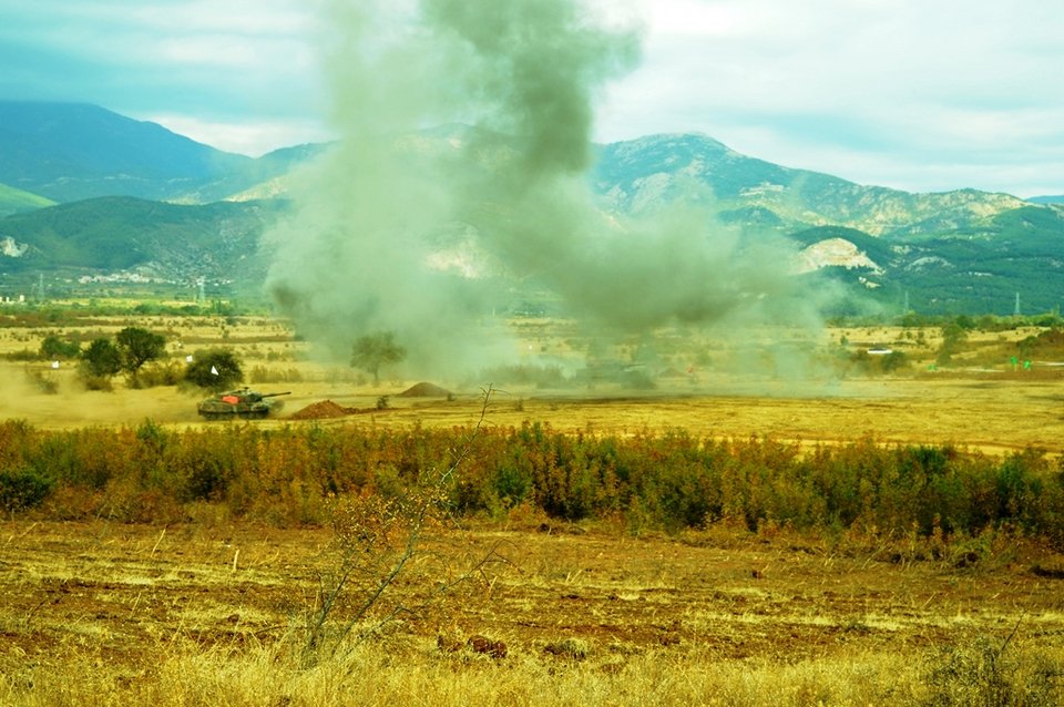 Τα τανκς της ΧΧΙ Τεθωρακισμένης Ταξιαρχίας εν δράσει -Ευκινησία, ευκαμψία και ισχύς πυρός [εικόνες]  | iefimerida.gr 10