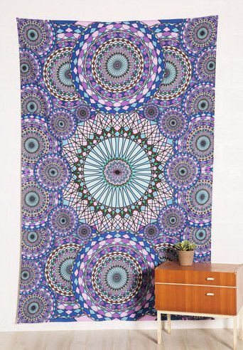 Οι διακοσμητικές εμμονές των χίπστερ που ίσως πρέπει να ξεφορτωθούν -Από τις ψυχεδελικές ταπισερί μέχρι τα κεντητά σε κάδρα [εικόνες] | iefimerida.gr 8