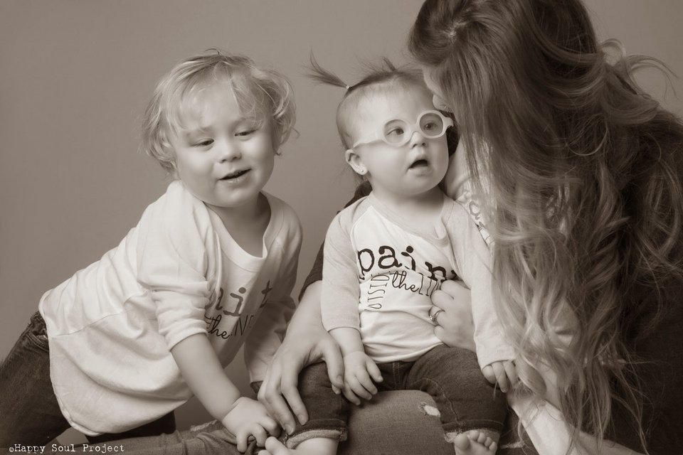 Η κόρη μου έχει σύνδρομο Down -Η μπλόγκερ που θέλει ο κόσμος να μάθει την ομορφιά πίσω από τη διαφορετικότητα [εικόνες] | iefimerida.gr 4