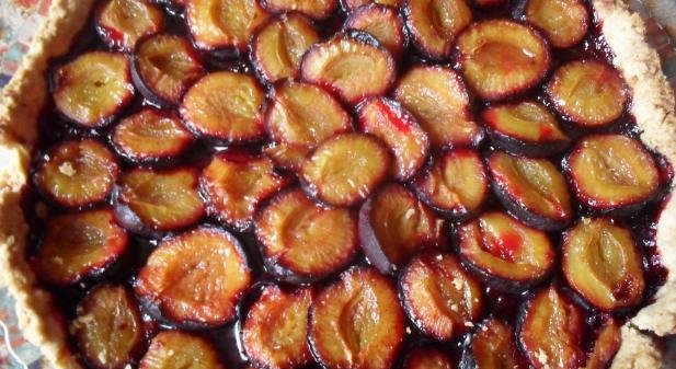 Tάρτα με φρέσκα δαμάσκηνα –Είναι εποχής και απολύτως ηδονικά [εικόνες] | iefimerida.gr 3