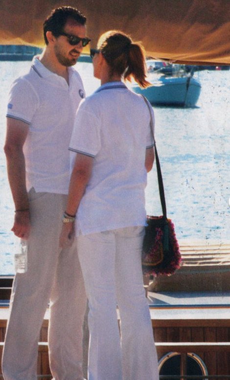 Η περιπέτεια του Νικόλαου Γλίξμπουργκ και της Τατιάνας σε ιστιοπλοϊκούς αγώνες στις Σπέτσες -Γιατί καθυστέρησαν να τερματίσουν [εικόνες] | iefimerida.gr 1