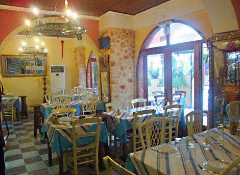 Αυτή είναι η ταβέρνα όπου αύριο ο Παπανδρέου θα αρραβωνιάσει τον γιο του Ανδρέα, με την 27χρονη βολεϊμπολίστρια [εικόνες] | iefimerida.gr 3