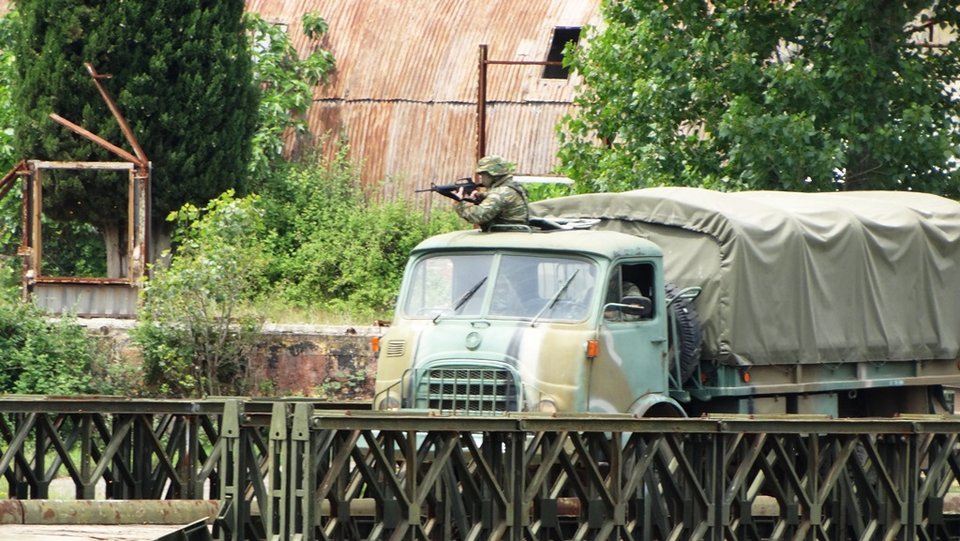 Ελληνες στρατιώτες εν δράσει -Η Ταξιαρχία «Πόντος» επιτίθεται, εξουδετερώνει τον εχθρό και εντυπωσιάζει [εικόνες] | iefimerida.gr 2