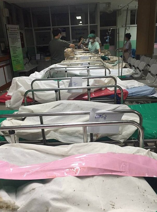 Τραγωδία στην Ταϊλάνδη: Φωτιά σε κοιτώνα σκότωσε 17 μαθήτριες [εικόνες] | iefimerida.gr 3