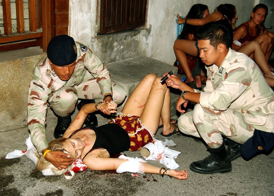 Μπαράζ εκρήξεων στην Ταϊλάνδη με 4 νεκρούς: Στόχος τουριστικά θέρετρα -Για εσωτερικό σαμποτάζ κάνει λόγο η αστυνομία [εικόνες] | iefimerida.gr 1