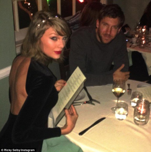 Ετσι κρατά τον φίλο της η Τέιλορ Σουίφτ -Το σέξι εξώπλατο [εικόνες] | iefimerida.gr 1