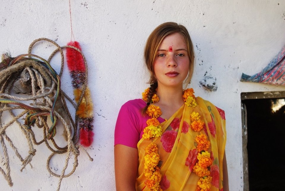 Γυρίζει τον κόσμο με 5 ευρώ την ημέρα [εικόνες] | iefimerida.gr 1