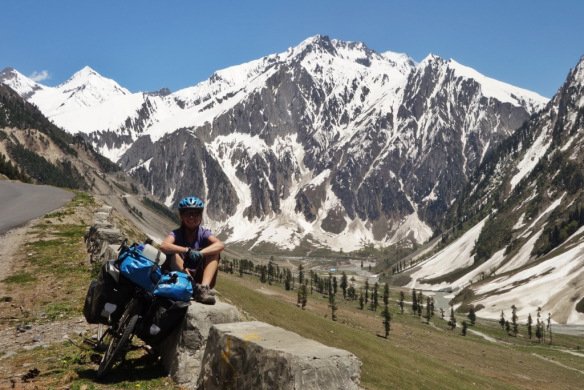 Γυρίζει τον κόσμο με 5 ευρώ την ημέρα [εικόνες] | iefimerida.gr 2