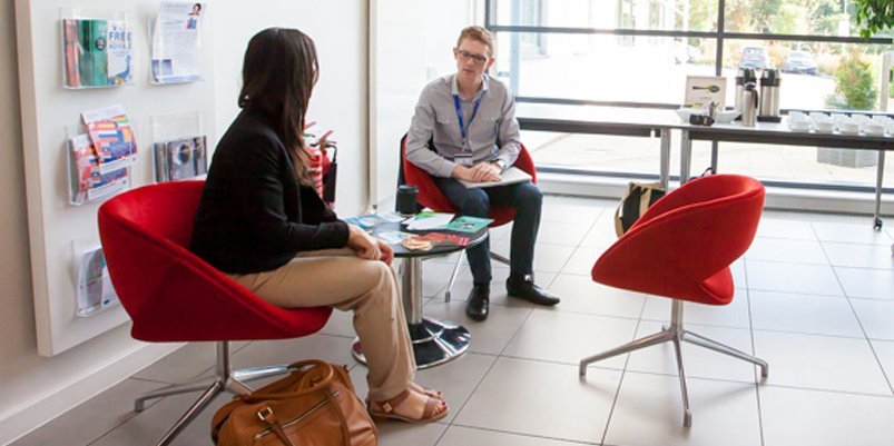 «Ετσι αύξησα τον μισθό μου κατά 31.000 δολ.» -Μια 28χρονη αποκαλύπτει τα 7 μυστικά [εικόνες]  | iefimerida.gr 4