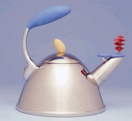 Μια τσαγιέρα που έμοιαζε στον Χίτλερ προκάλεσε πανικό στο διαδίκτυο [εικόνες] | iefimerida.gr 5