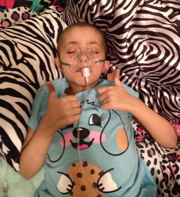 Εφυγε από τη ζωή το 8χρονο κοριτσάκι που ένωσε εκατοντάδες ανθρώπους με μία ευχή του [βίντεο] | iefimerida.gr 0