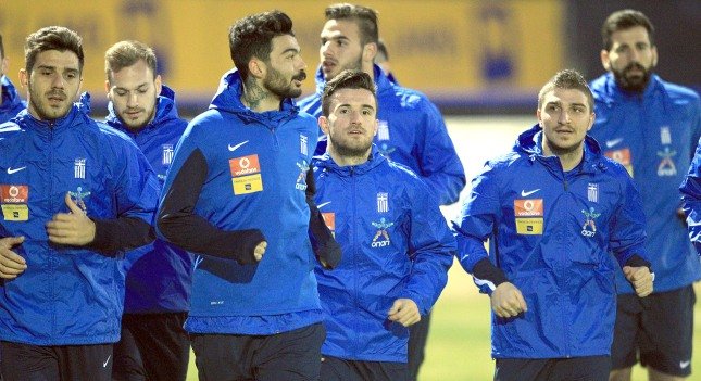 Οι πρώτες σκέψεις του Μαρκαριάν - Παπαδόπουλος για βασικός αμυντικός μέσος [εικόνες] | iefimerida.gr 1