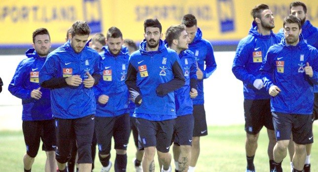 Οι πρώτες σκέψεις του Μαρκαριάν - Παπαδόπουλος για βασικός αμυντικός μέσος [εικόνες] | iefimerida.gr 2