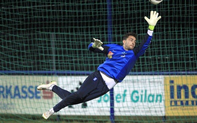 Οι πρώτες σκέψεις του Μαρκαριάν - Παπαδόπουλος για βασικός αμυντικός μέσος [εικόνες] | iefimerida.gr 3