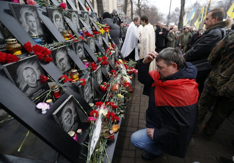 Συγκρούσεις στο Κίεβο στην επέτειο της «εξέγερσης του Μαϊντάν» [εικόνες & βίντεο]  | iefimerida.gr 2