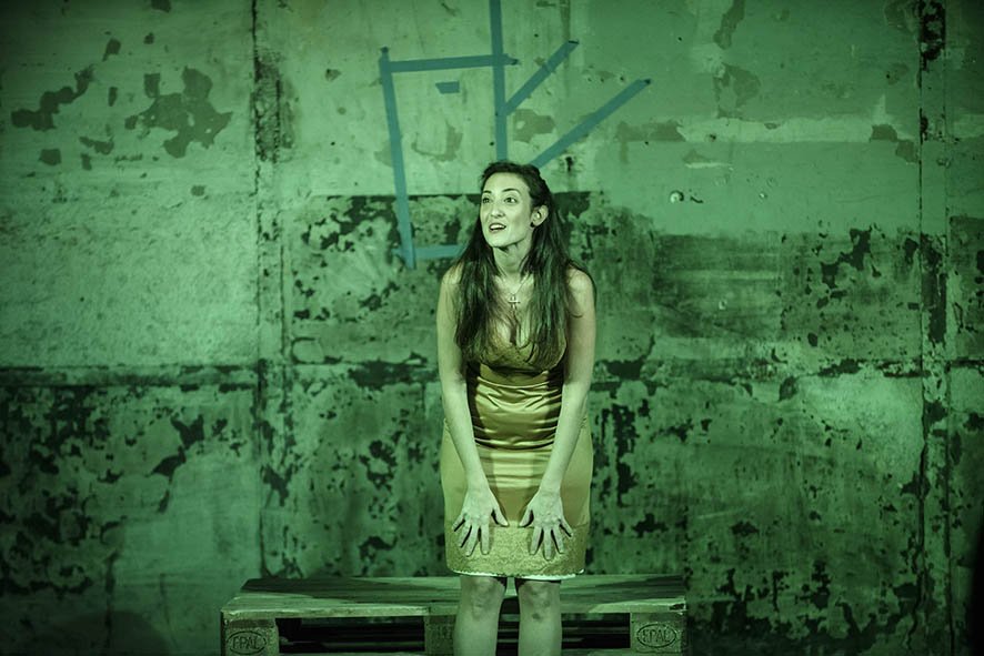 Θέατρο στην Τεχνόπολη -Μία πόρνη, ένας ντετέκτιβ και η ιστορία του ελληνικού κράτους [πρόγραμμα]  | iefimerida.gr 4