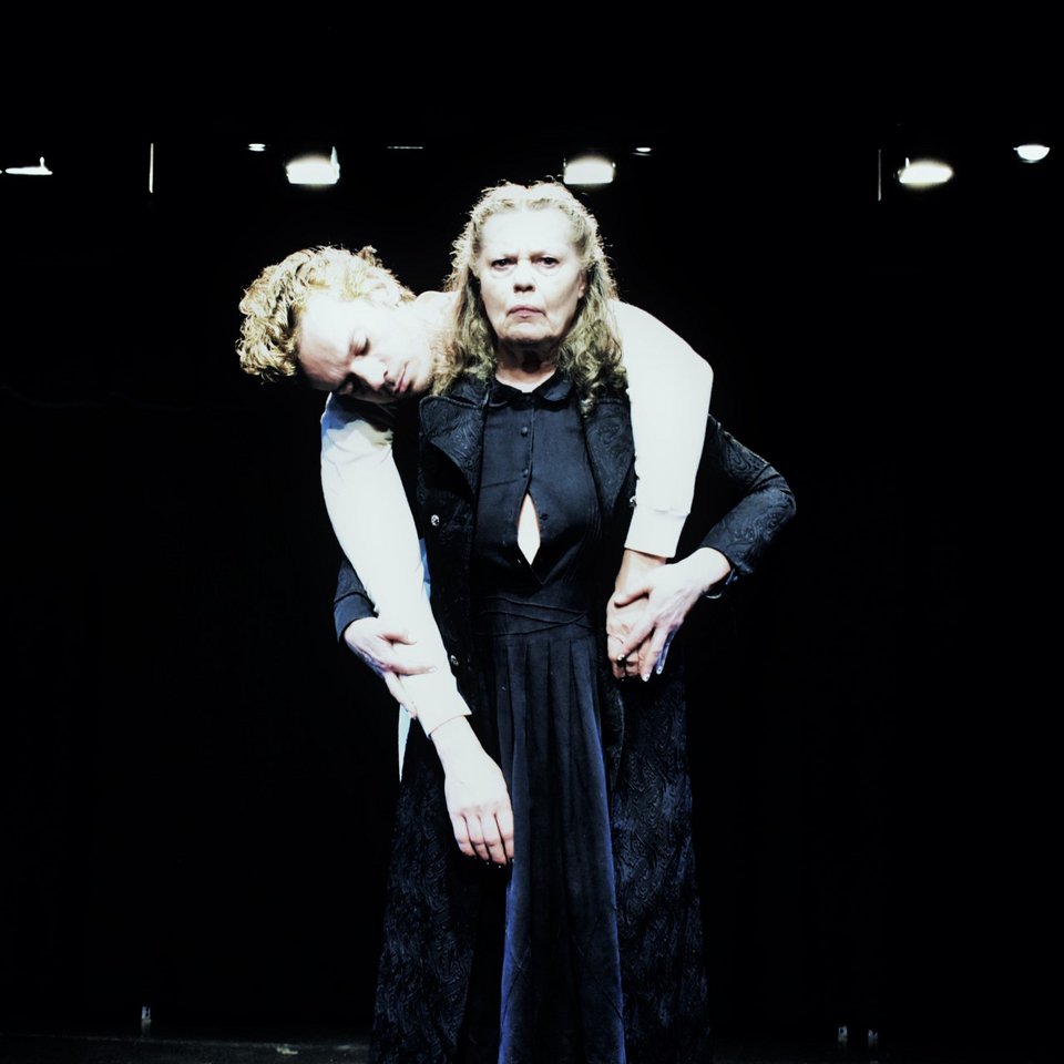 10 ευρώ όλα τα εισιτήρια στο Θέατρο Τέχνης μόνο για την ημέρα της Πρωτοχρονιάς [πρόγραμμα] | iefimerida.gr 1