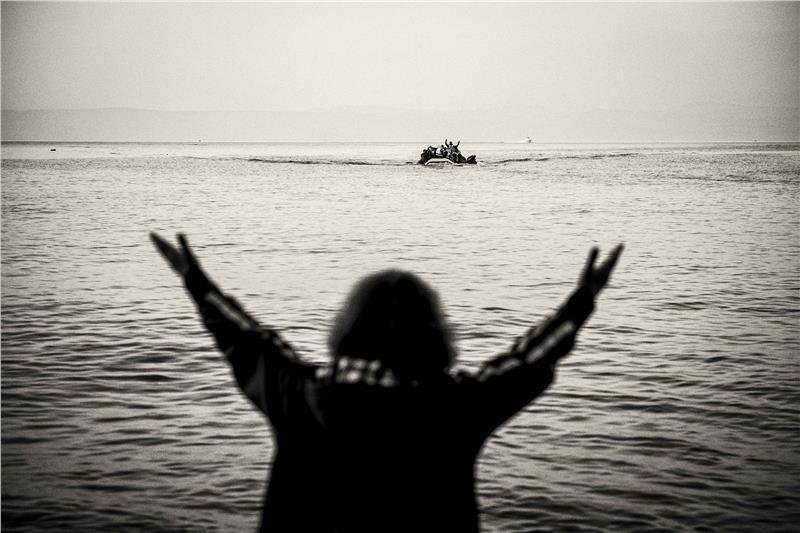 Γροθιά στο στομάχι: Η μεγάλη πορεία των προσφύγων μέσα από τον φακό 11 φωτορεπόρτερ [εικόνες] | iefimerida.gr 1