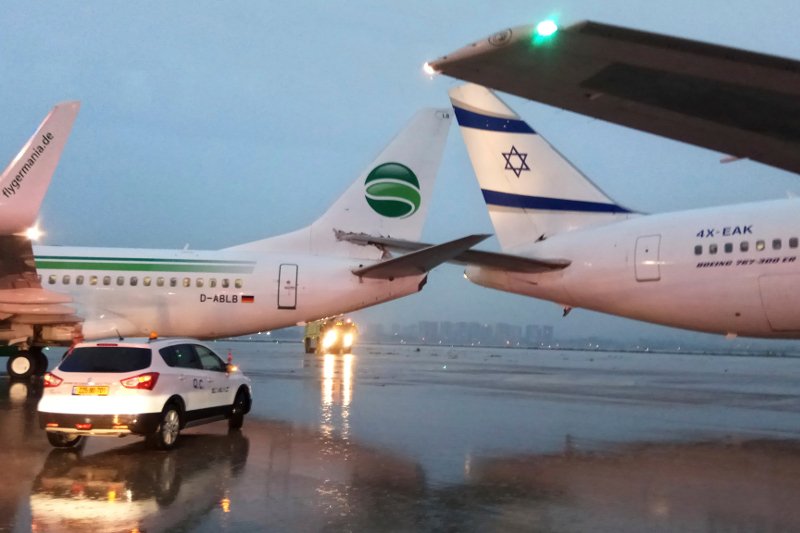 Tελ Αβίβ: Συγκρούστηκαν δυο αεροσκάφη στην πίστα του αεροδρομίου [εικόνα] | iefimerida.gr 0