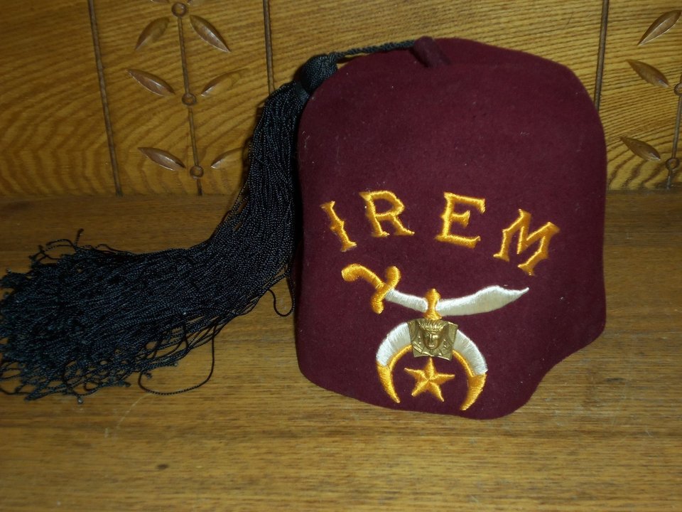 Δύο γάλλοι δημοσιογράφοι μπήκαν σε έναν μασονικό ναό της Πενσυλβάνια και περιγράφουν τι είδαν [εικόνες] | iefimerida.gr 8