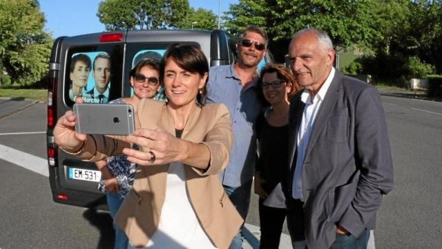 Σάλος με βουλευτή του Μακρόν: Δεν μπορώ να πάω στη Bουλή, παίζω τένις με τα παιδιά μου [εικόνες] | iefimerida.gr 2