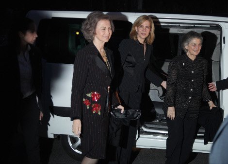 Το γοερό κλάμα, δημοσίως, του Κωνσταντίνου Γλίξμπουργκ για τον πατέρα του Παύλο [εικόνες] | iefimerida.gr 3