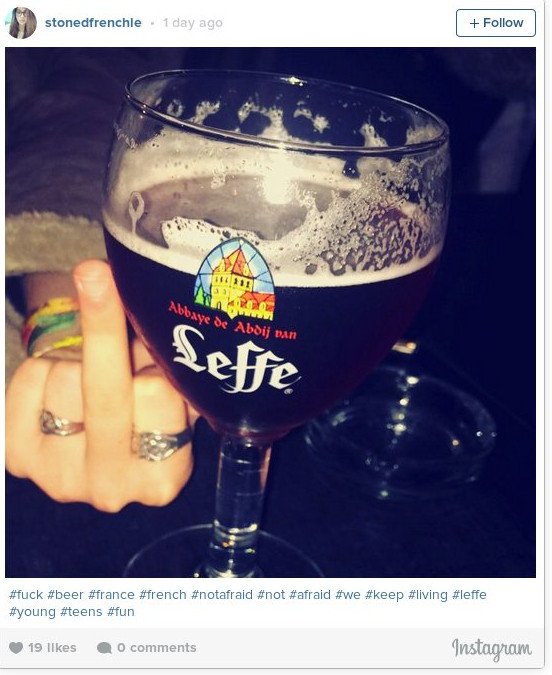 «Ολοι έξω, στα καφέ!» - Οι Παριζιάνοι ξορκίζουν το μακελειό βγαίνοντας στους δρόμους [εικόνες] | iefimerida.gr 3