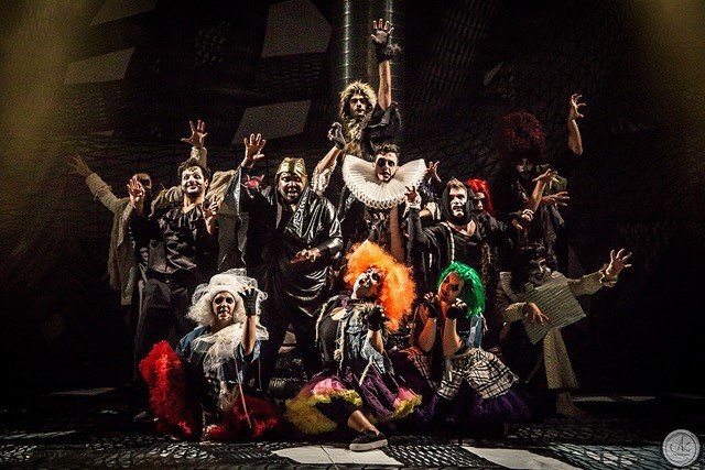 Ο Γιώργος Θεοφάνους ανεβάζει μιούζικαλ για παιδιά -Μια 4D εμπειρία με τέρατα [εικόνες]  | iefimerida.gr 1