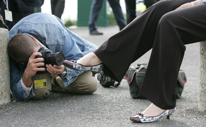 Η Τερέζα Μέι σε επίσημη συνάντηση στο Νταβός με μπότες Εσκιμώου [εικόνες] | iefimerida.gr 4
