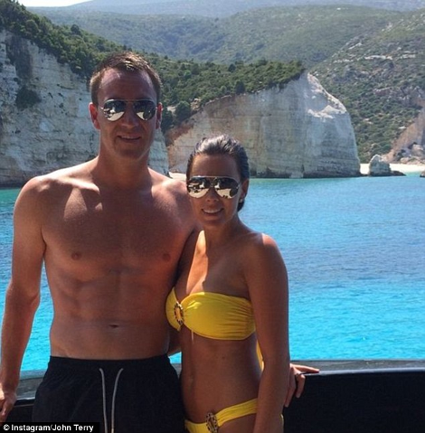 Η καλύτερη διαφήμιση: Ο αρχηγός της Τσέλσι μαγεμένος από τις ομορφιές του Ιονίου πλημμυρίζει το Ιντερνετ με φωτογραφίες από τις διακοπές του [εικόνες] | iefimerida.gr 0