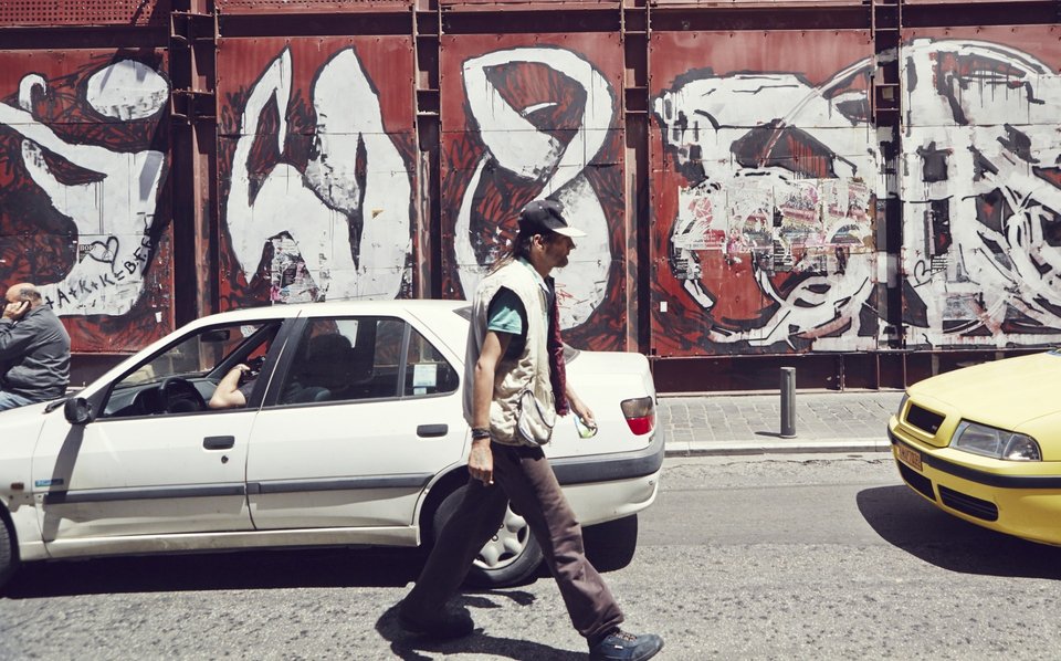 Ο Guardian πήγε σε έκθεση στην Αθήνα: Υπάρχει ελπίδα στην κρίση! [εικόνες] | iefimerida.gr 3