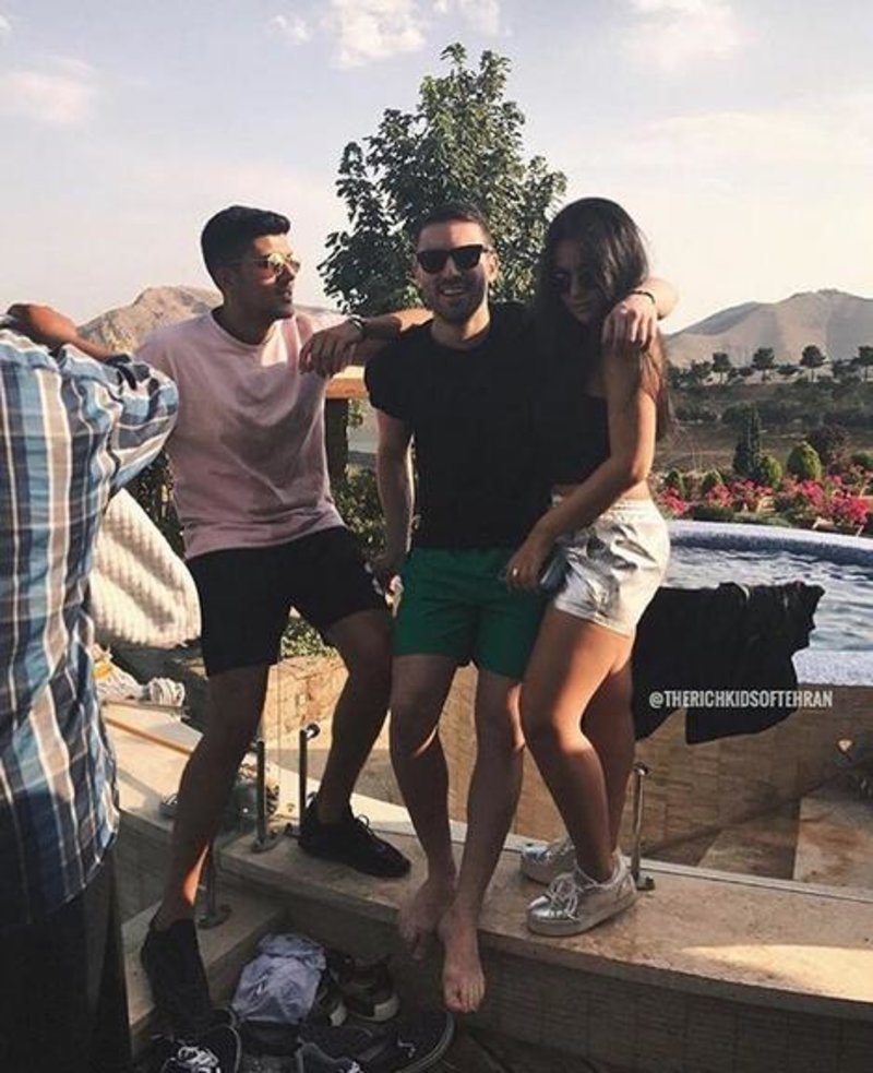 Η χλιδάτη ζωή των πλουσιόπαιδων της Τεχεράνης τροφοδοτεί το κύμα διαδηλώσεων [εικόνες] | iefimerida.gr 11