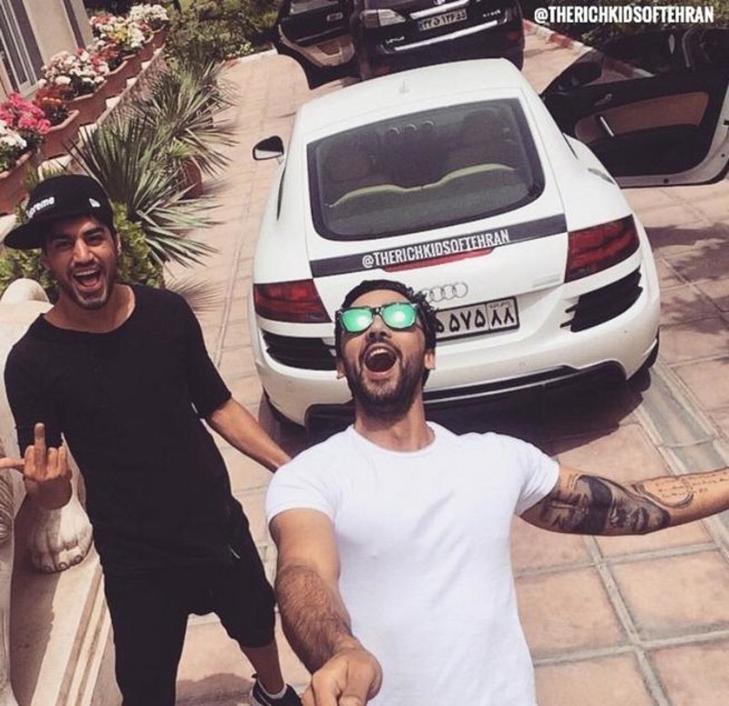 Η χλιδάτη ζωή των πλουσιόπαιδων της Τεχεράνης τροφοδοτεί το κύμα διαδηλώσεων [εικόνες] | iefimerida.gr 7