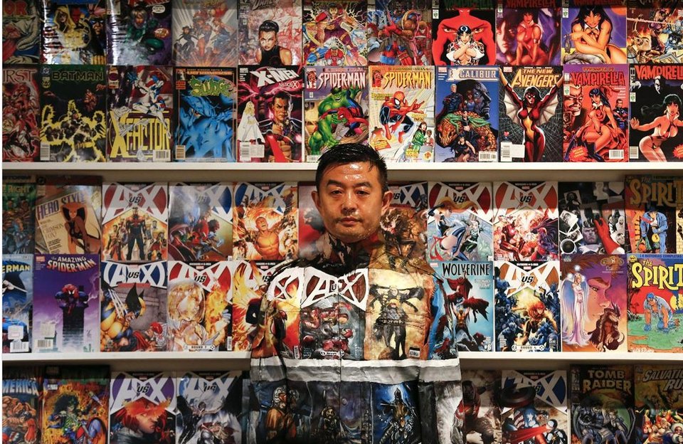 Ο «αόρατος» Κινέζος – Καλλιτέχνης ζωγραφίζει το σώμα του και «χάνεται» μέσα στον καμβά [εικόνες]  | iefimerida.gr 8