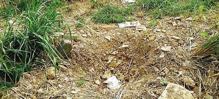 Απίστευτο: Εθαψαν μωρό ζωντανό - Επέζησε μετά από 8 μέρες στο χώμα | iefimerida.gr 0