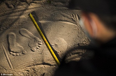 Οι τελευταίες στιγμές των Βρετανών πριν από το φρικτό έγκλημα στην Ταϊλάνδη: Ο νεαρός δολοφονήθηκε όταν πήγε να βοηθήσει την κοπέλα [εικόνες] | iefimerida.gr 7