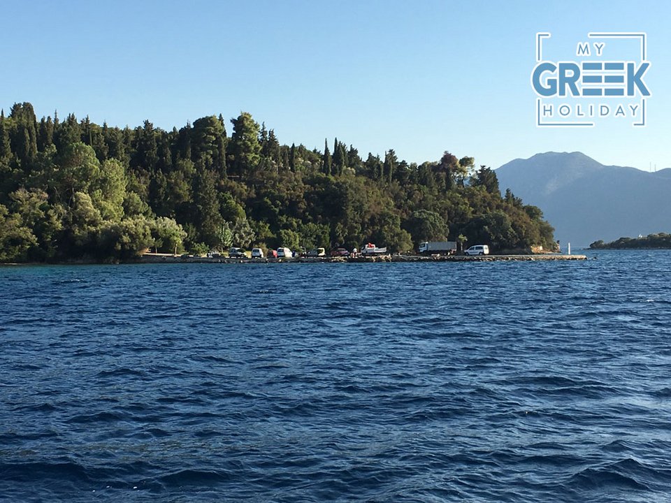 Η θαλαμηγός του Ριμπολόβλεφ στον Σκορπιό [εικόνες & βίντεο] | iefimerida.gr 0
