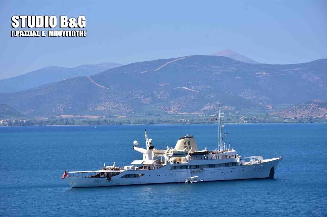 Στα ανοικτά του Ναυπλίου η θρυλική θαλαμηγός «Χριστίνα» του Ωνάση [εικόνες & βίντεο] | iefimerida.gr 3