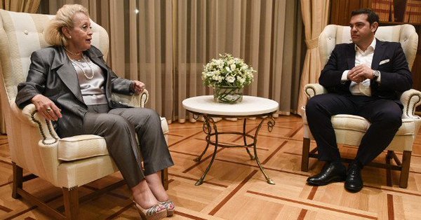 Το Twitter σχολιάζει τον διορισμό Θάνου: «Πρώην πρ. Αρείου Πάγου, νυν συνάδελφος Καρανίκα» [εικόνες] | iefimerida.gr 8