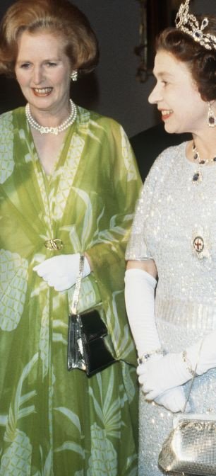 Μάργκαρετ Θάτσερ: Τα ρούχα της άφησαν εποχή- Ακόμη τα μιμούνται οι γυναίκες [εικόνες] | iefimerida.gr 5