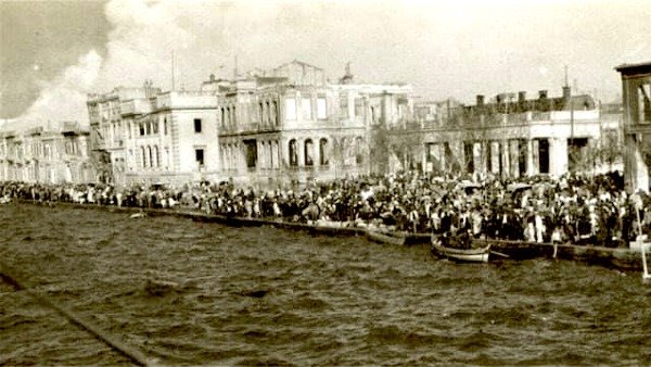 «Η Ανατολή Έδυσε» του Αλέξανδρου Παπαηλιού