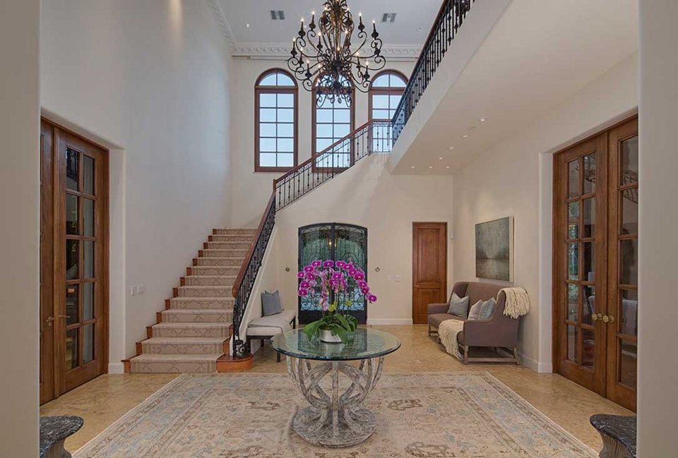 Η Χάιντι Κλουμ πουλάει την υπερπολυτελή βίλα της στο Λος Αντζελες για 25.000.000 δολάρια [εικόνες] | iefimerida.gr 9