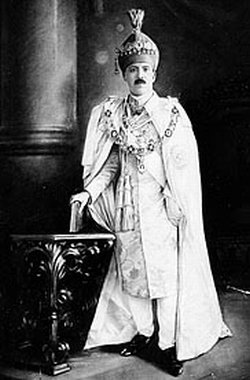 Οι 25 πλουσιότεροι όλων των εποχών-Πρώτος ένας Αφρικανός του 13ου αιώνα [εικόνες]  | iefimerida.gr 5