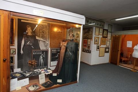 Απαράδεκτο: Τερμίτες και τρωκτικά καταστρέφουν το καμαρίνι της Κάλλας [εικόνες] | iefimerida.gr 0