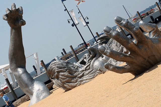 Τα 10 πιο τρομακτικά αγάλματα του κόσμου -Επιβλητικά έργα τέχνης που «παγώνουν» το αίμα [εικόνες] | iefimerida.gr 12