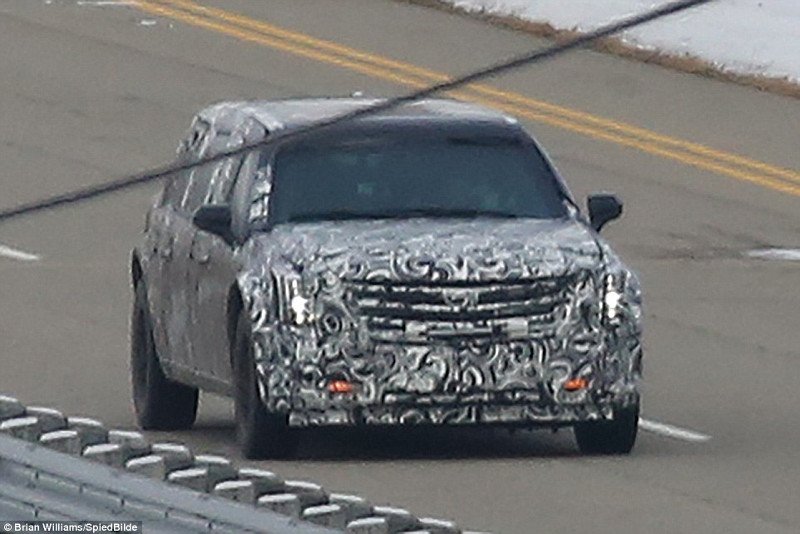 «Το τέρας»: Διέρρευσε η πρώτη φωτογραφία από τη θωρακισμένη λιμουζίνα των 15 εκατ. του Τραμπ [εικόνες] | iefimerida.gr 0