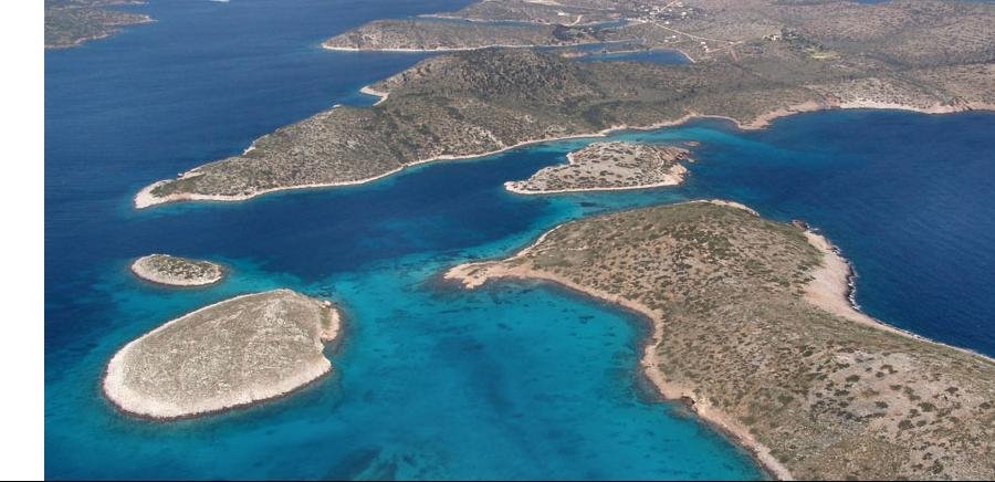 Στο ακριτικό νησί Αρκοί έγινε παρέλαση με μόλις δύο μαθητές [εικόνες] | iefimerida.gr 4