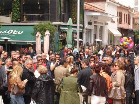 Θεοδωράκης: Δεν έχω καμία όρεξη να ασχοληθώ με τον Λάκη Λαζόπουλο [εικόνες & βίντεο] | iefimerida.gr 1