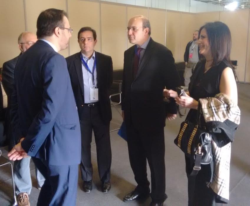 Τα πηγαδάκια με την Κεντροαριστερά στο συνέδριο της ΝΔ [εικόνες] | iefimerida.gr 4